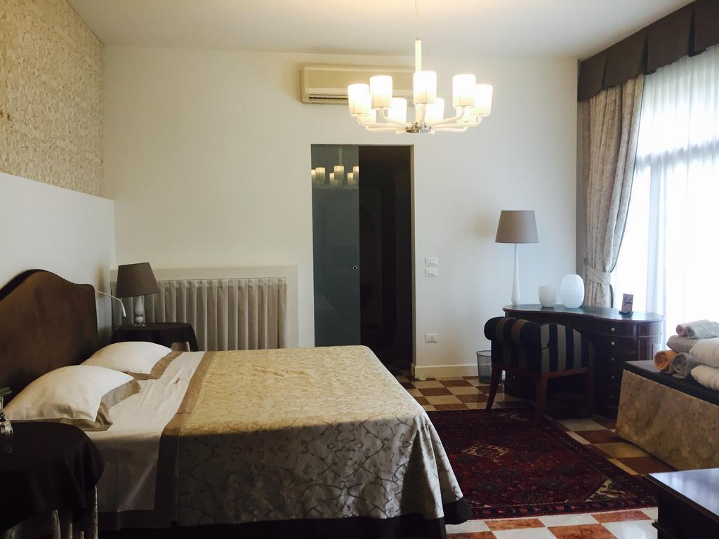 Domus Dotti V Guest House Treviso Exterior foto