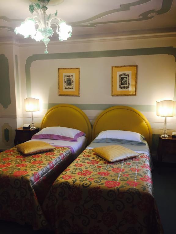 Domus Dotti V Guest House Treviso Exterior foto