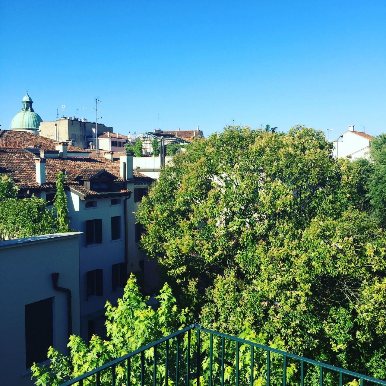 Domus Dotti V Guest House Treviso Exterior foto