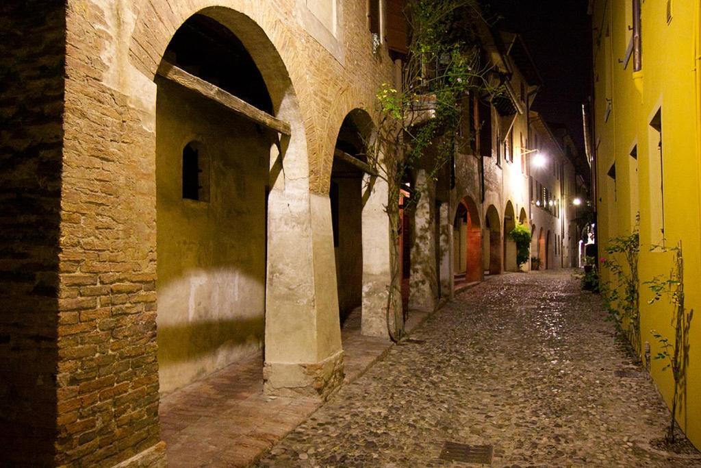 Domus Dotti V Guest House Treviso Exterior foto